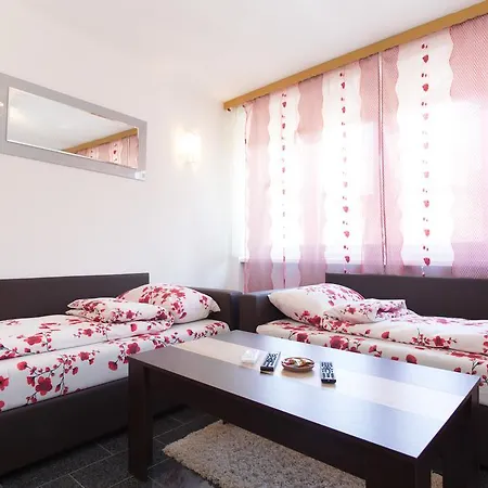 Saraj 4 * Szarajevó