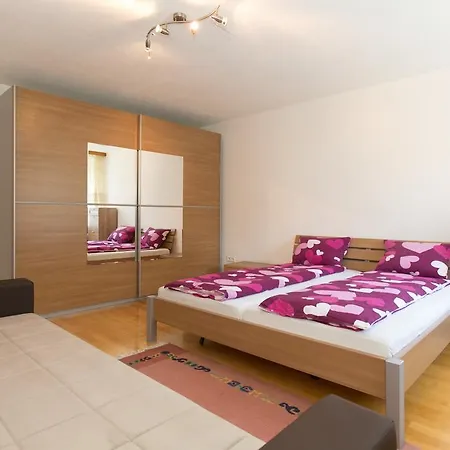 Saraj 4 Apartman